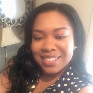 Meet your Posher, Evelyn